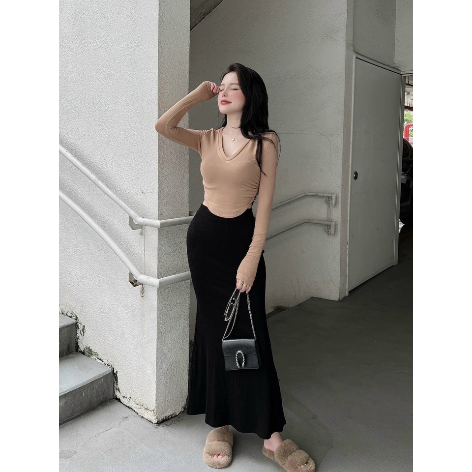 Set chân váy đuôi cá kèm áo vạt bầu tay dài
