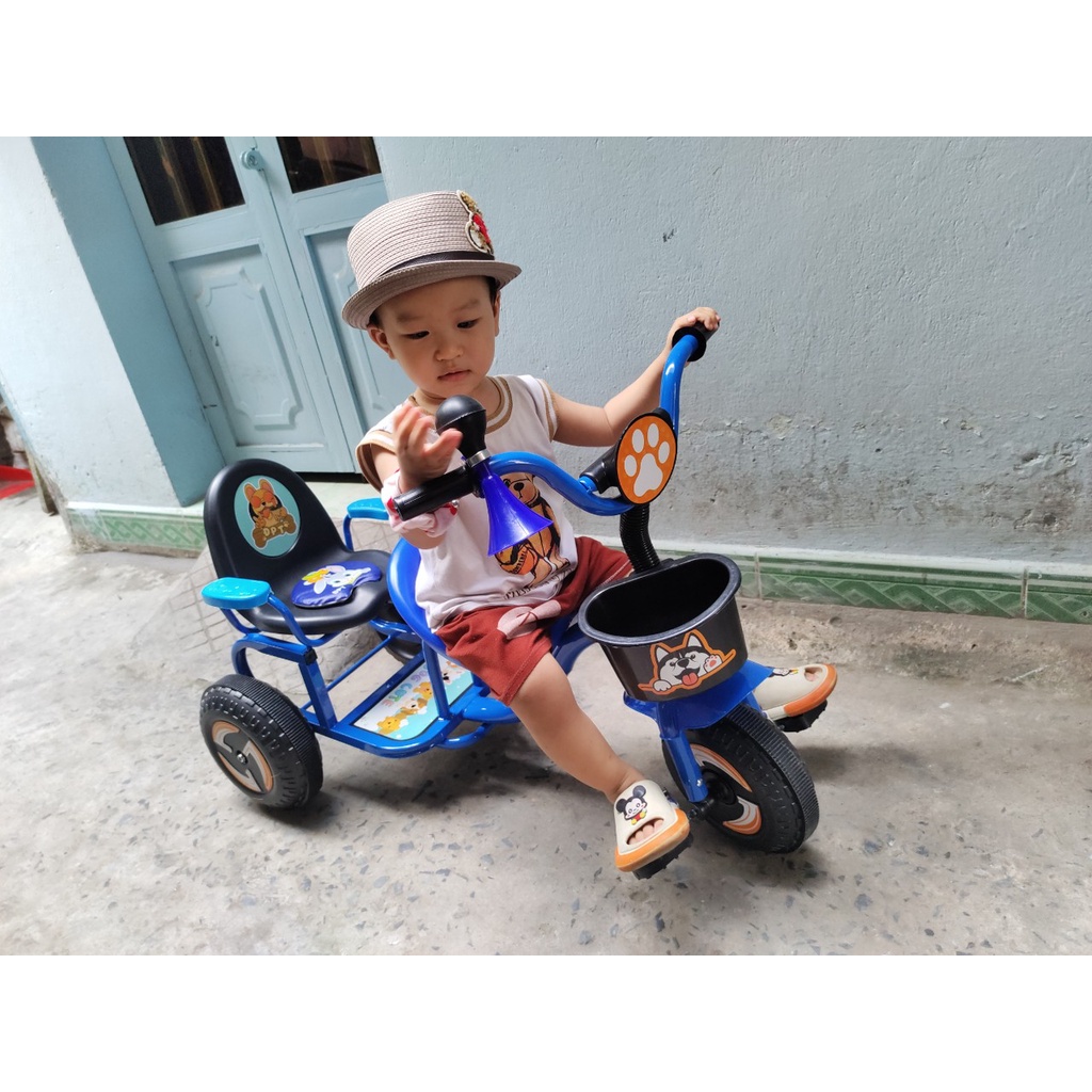 Xe ba bánh đôi có 2 chỗ ngồi có kèn cho bé 1-5 tuổi Dài 70cm x Cao 60cm x Ngang 55cm ráp sẵn