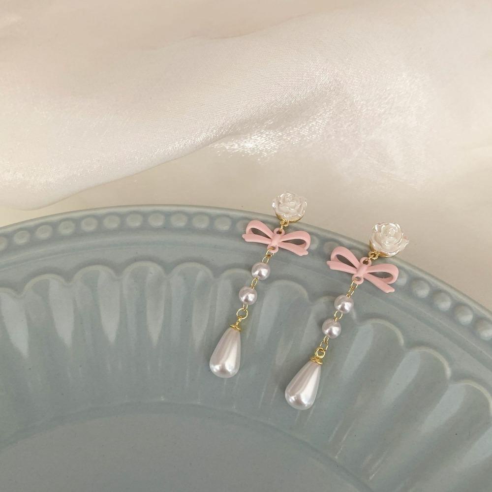 Bông Tai Hình Trái Tim Đính Nơ Sang Trọng Cho Nữ