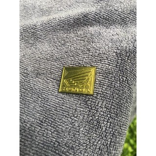 logo vàng titanium Honda cánh chim