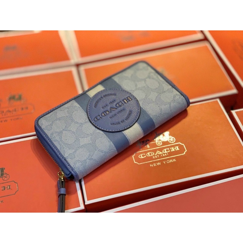 Ví coach khoá kéo