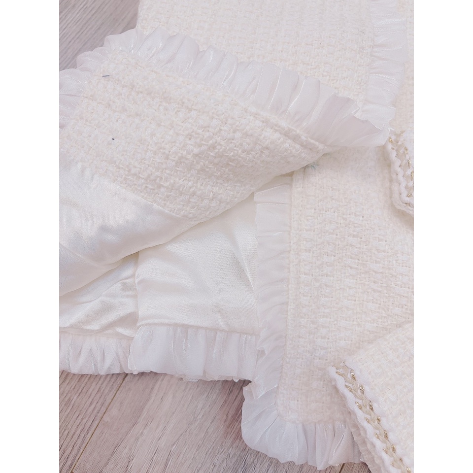 ÁO DẠ TWEED TRẮNG KEM VIỀN BÈO