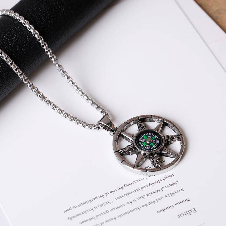 Dây Chuyền Thép Titan Mặt Hình Nửa Mặt Phật Phong Cách Hip Hop Cổ Điển Cho Nam