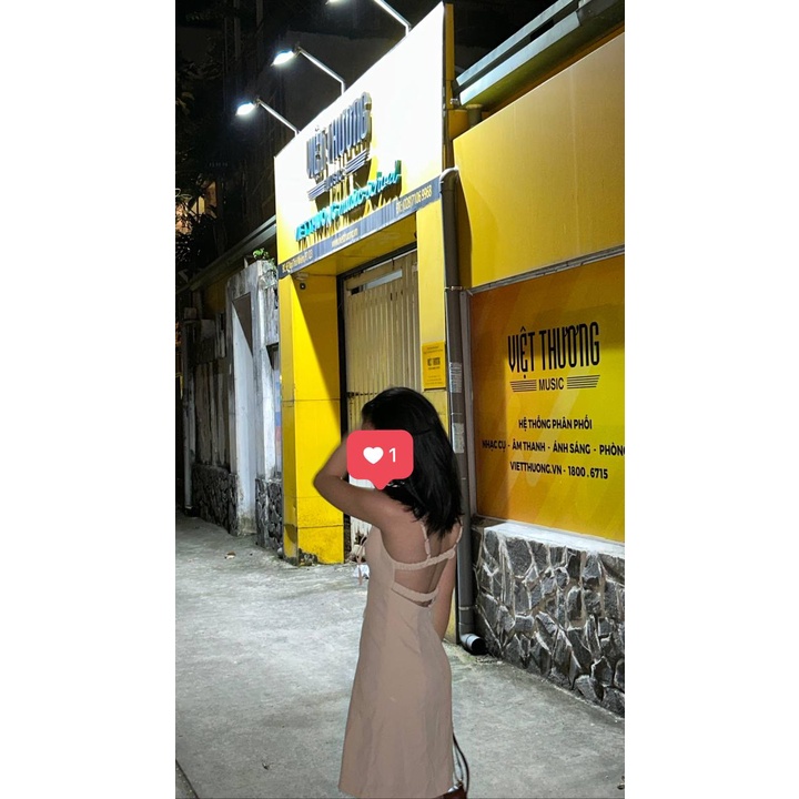Pass thanh lý váy dây hở lưng