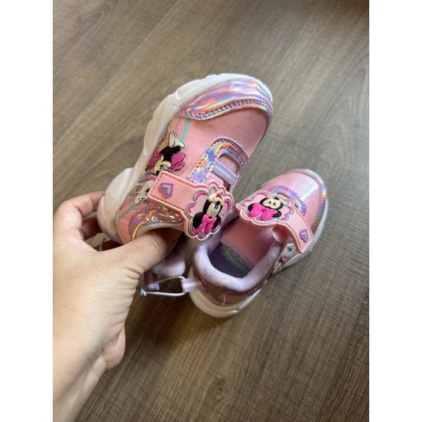 Giày Mickey dư xịn