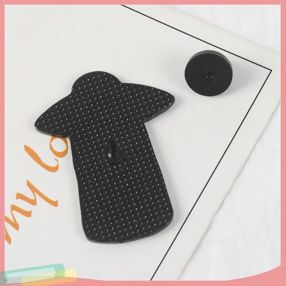 Trâm cài áo UFO hình chữ tiếng Anh sáng tạo &quot;&quot; Finally &quot;&quot; chất liệu kim loại