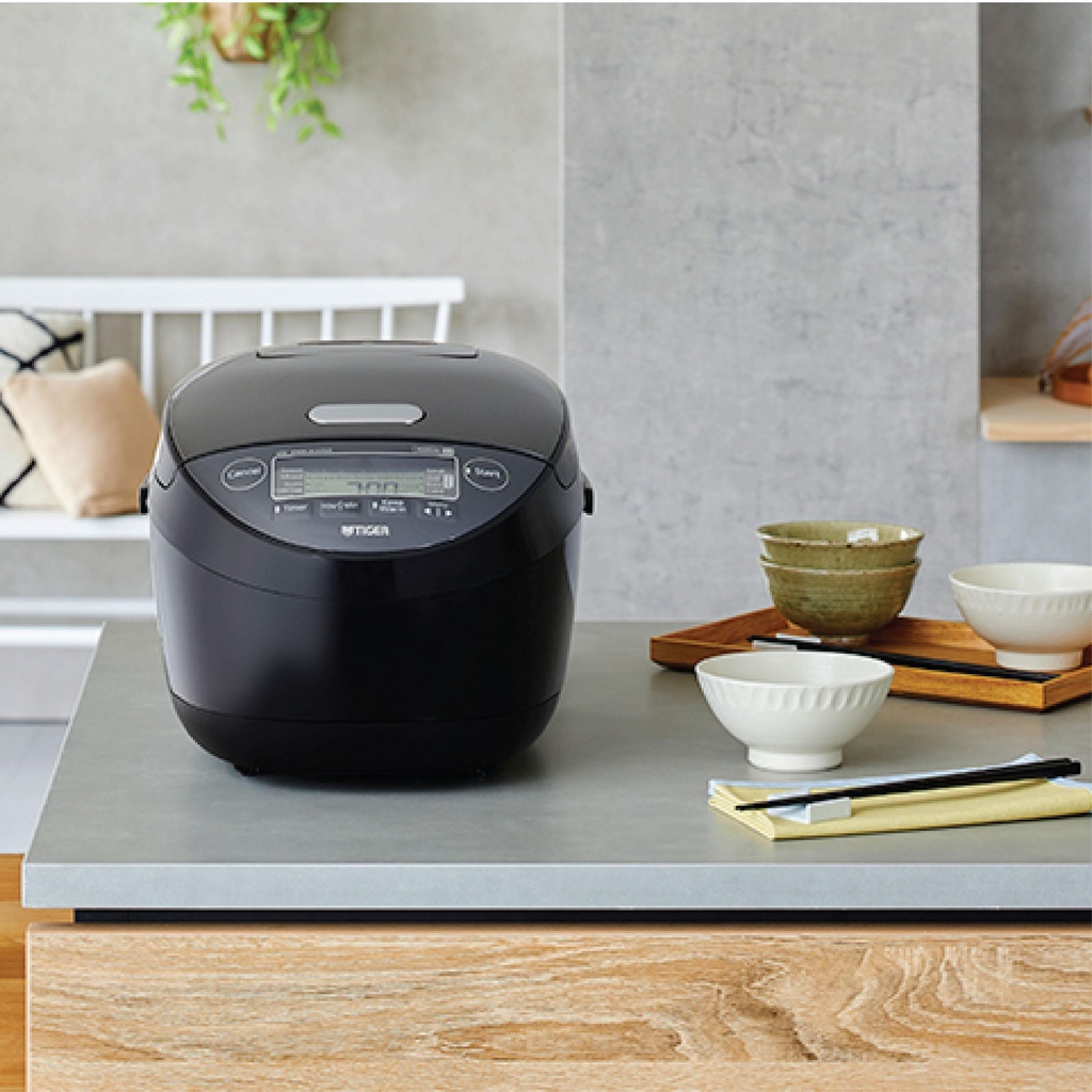 Nồi cơm cao tần áp suất Tiger JPM-H18V  Tặng 1 Bếp đôi hồng ngoại Tiger Queen SQ-350T