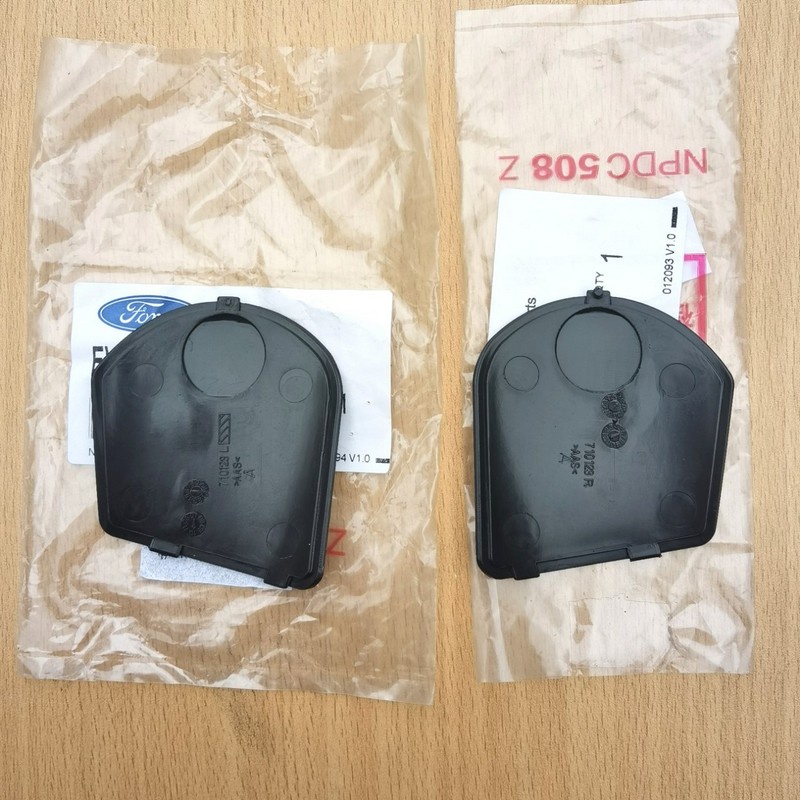 Ốp chân gương ford escape