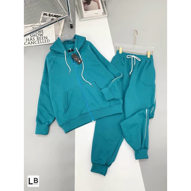SALE LỚN CUỐI NĂM CHO MỌI NHÀ -SET THUN NỈ ÁO CÓ MŨ KÈM DÂY KÉO CÓ THÊM TÚI MIX QUẦN CÓ ĐƯỜNG TRẮNG SỌC CỰC CUTE ĐI CHƠ