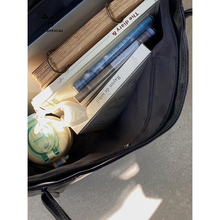 Túi Xách Đeo Vai Cỡ Lớn Màu Đen Thời Trang Cho Nữ