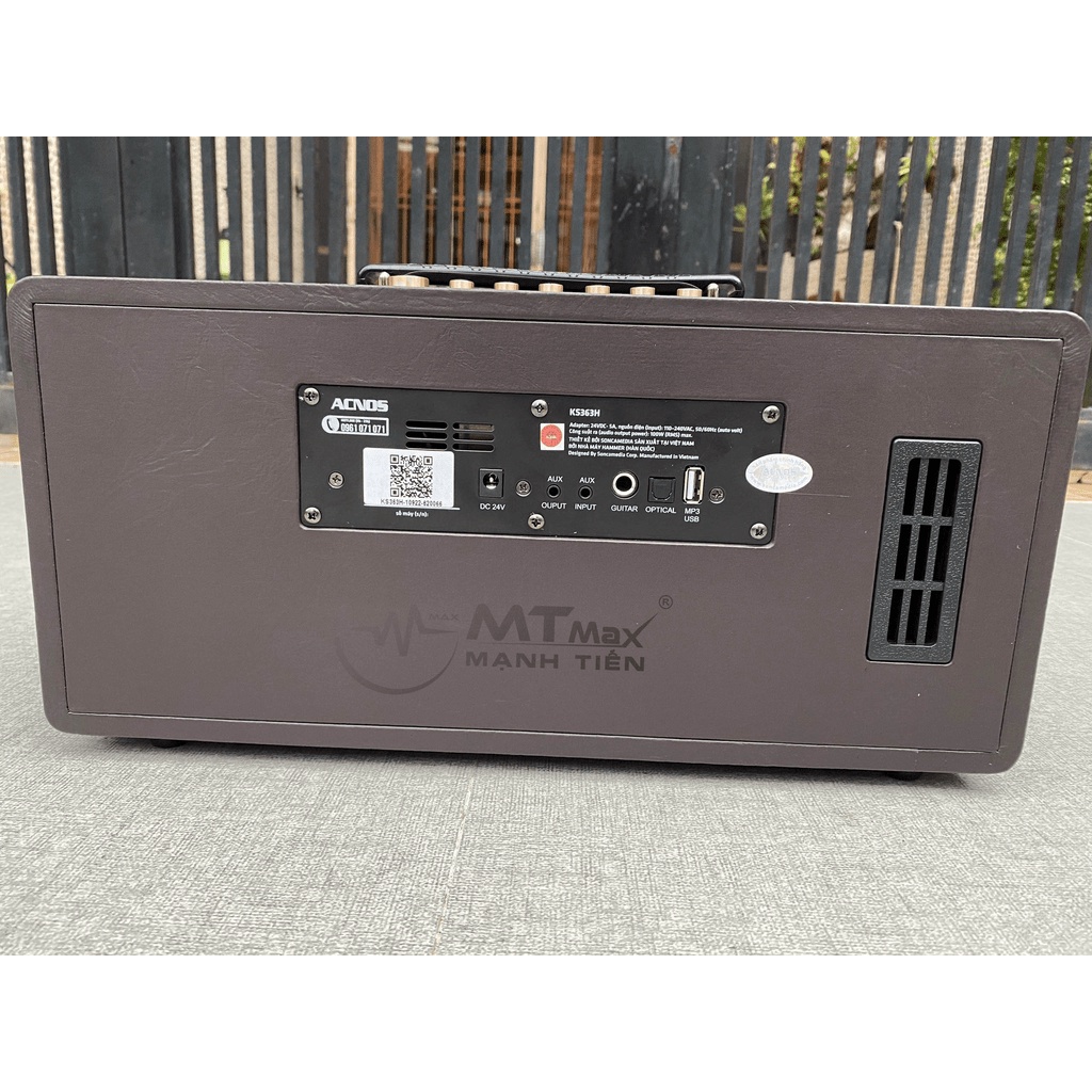 Loa karaoke bluetooth ACNOS KS363H di động xách tay, có chất lượng âm thanh vượt trội công suất 100w kèm 2 mic