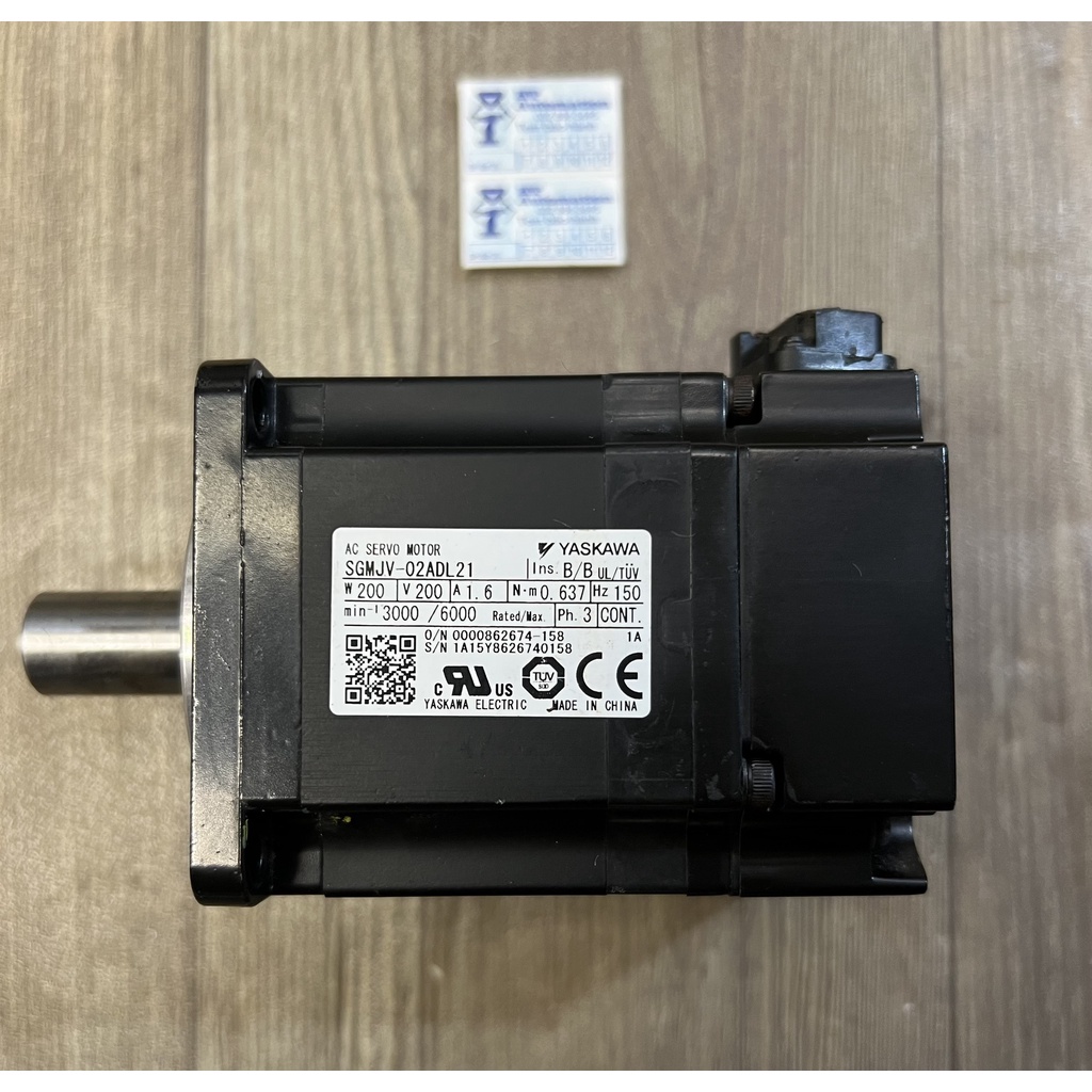 Động cơ Yaskawa Sigma5 200W & cáp