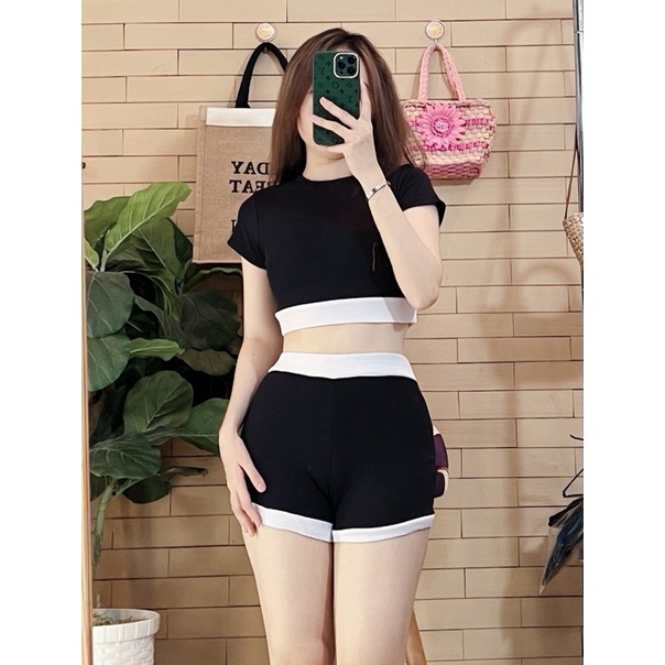 Set short đùi thể thao nữ, áo croptop ngắn cộc tay mix quần đùi 2 sọc ôm body, mặc đi chơi,tập gym,dance borip xịn U