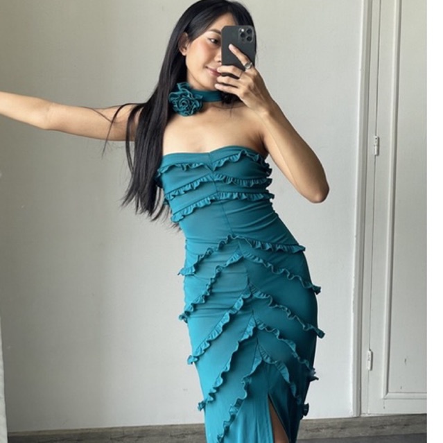 ĐẦM LƯỚI HOA HỒNG XANH