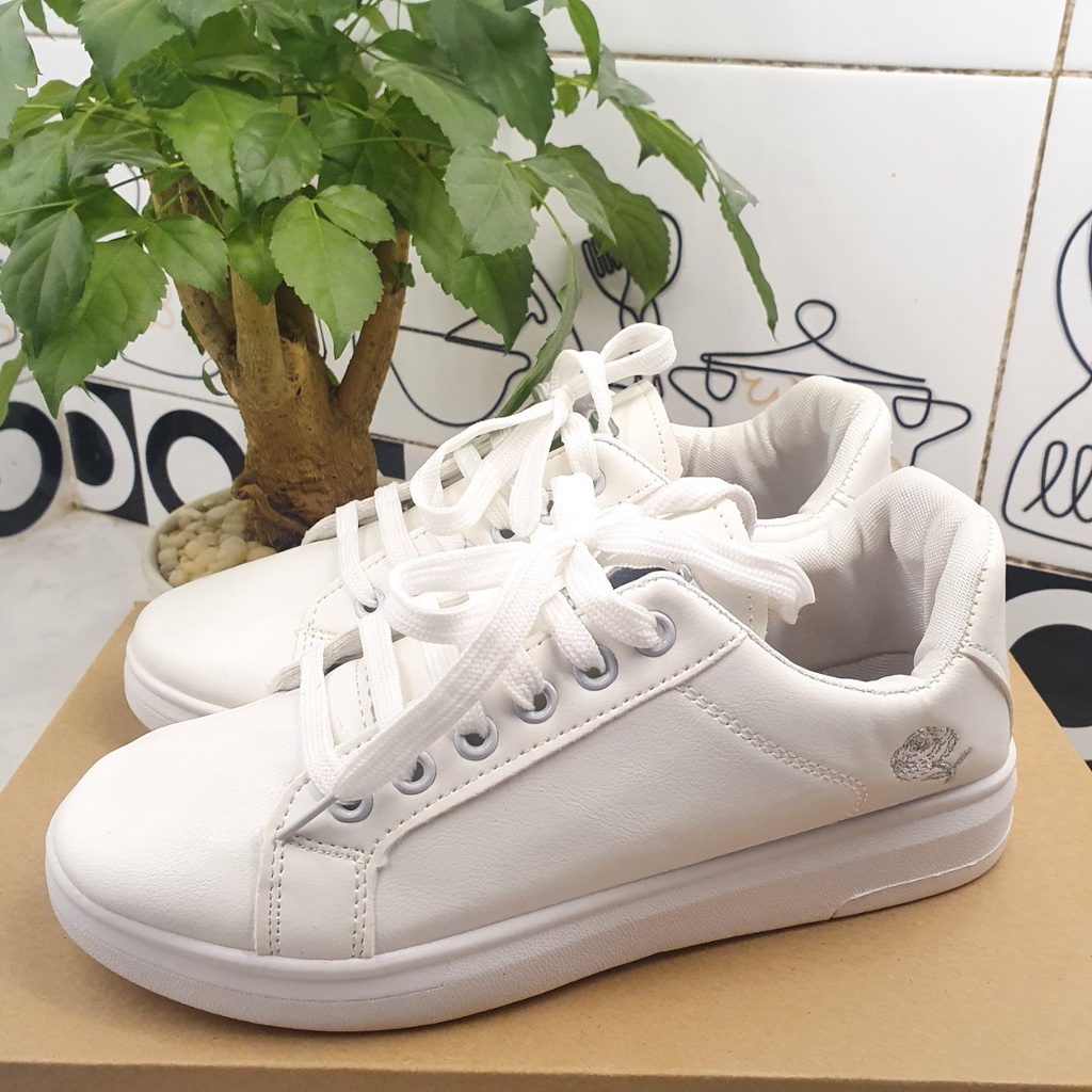 Giày thể thao sneaker nữ màu trắng đế cao tăng chiều cao