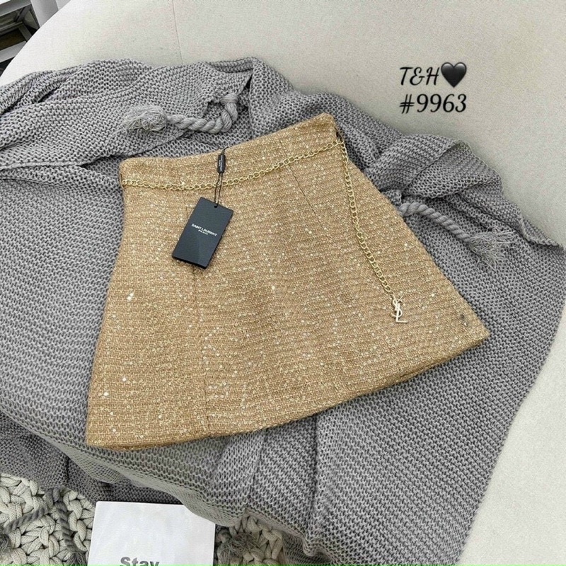 Chân váy nhũ siêu đẹp có lót kèm dây xích!
