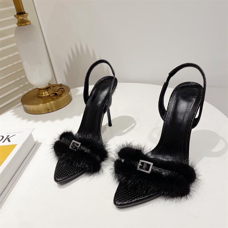 Sandals Cao Gót Da Rắn Đính Lông Cao 8cm