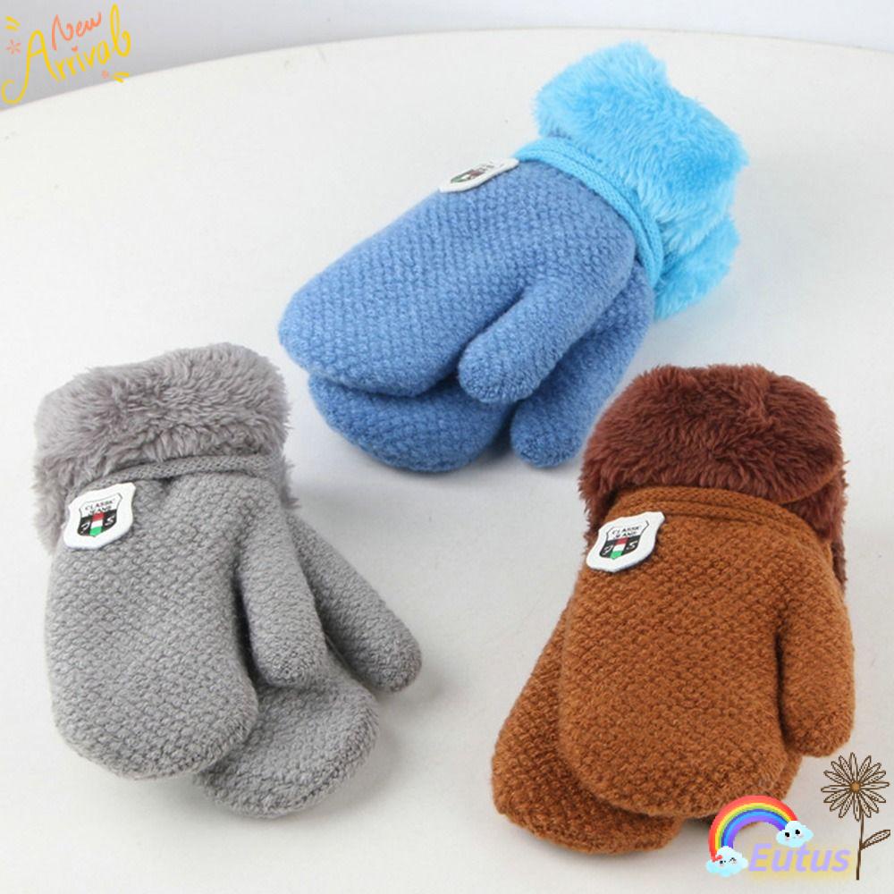 Găng Tay Dày Mềm Mại Treo Cổ Giữ Ấm Cho Bé