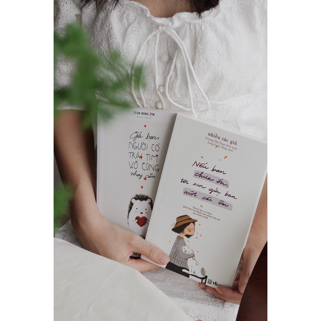 Sách Combo Gửi bạn người có trái tim vô cùng nhạy cảm + Nếu bạn chưa ổn tôi xin gửi bạn một cái ôm - Bản Quyền