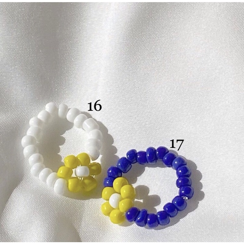 Nhẫn Hạt Cườm Hoa Màu Pastel Baby Dễ Thương