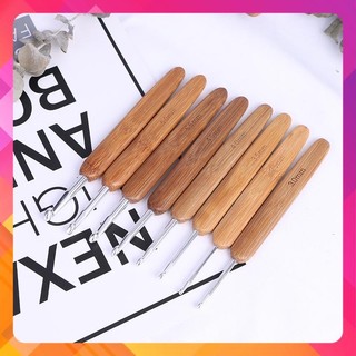 Kim móc len cán gỗ size nhỏ
