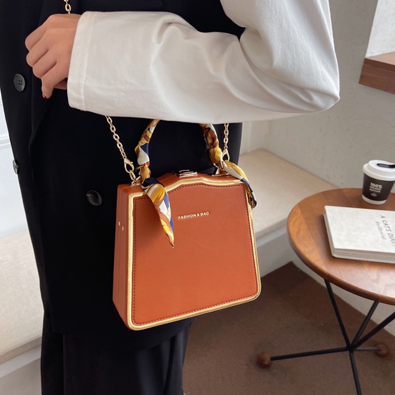 Túi Đeo Chéo Thời Trang Hàn Quốc IELGY niche