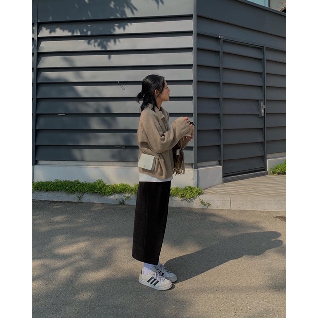 Fromsooyoung - Chân váy nhung tăm xẻ sau freesize cạp chun
