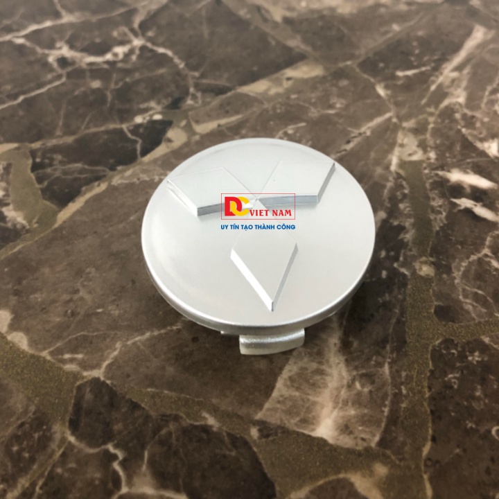 Logo chụp mâm, ốp lazang bánh xe ô tô Mitsubishi đường kính 60mm