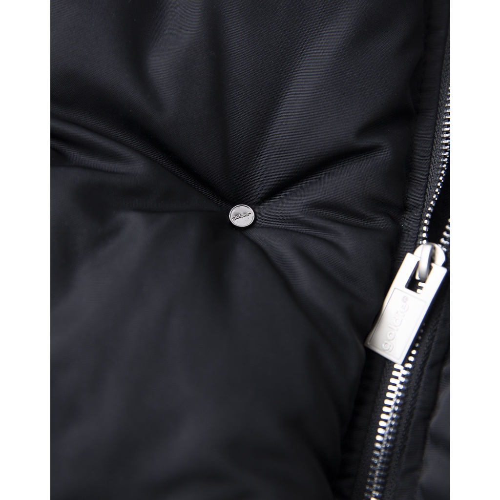 Áo phao "GOLDIE MULTI RIVETS PUFFER" chần bông màu đen