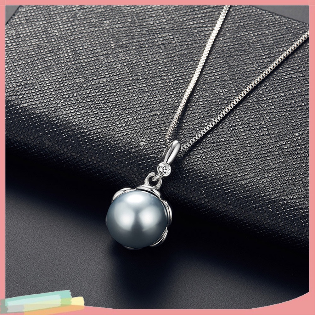 Dây chuyền và đôi khuyên tai đính ngọc trai thiết kế thời trang