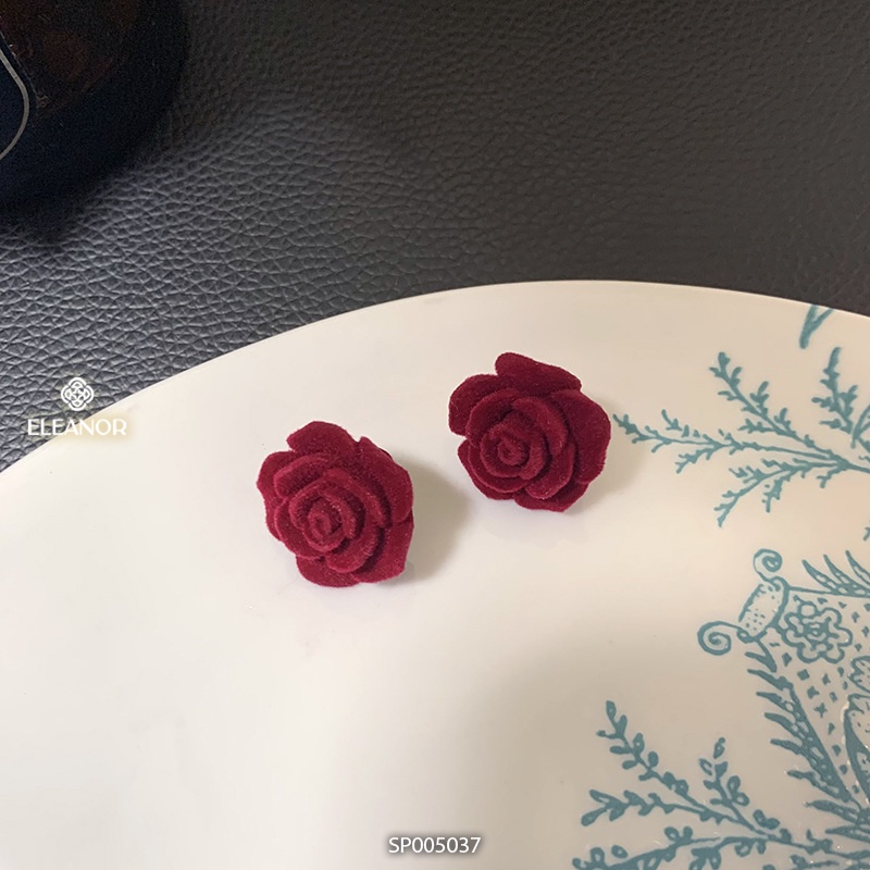 Bông tai nữ chuôi bạc 925 Eleanor Accessories hình hoa hồng xinh xắn phụ kiện trang sức thanh lịch