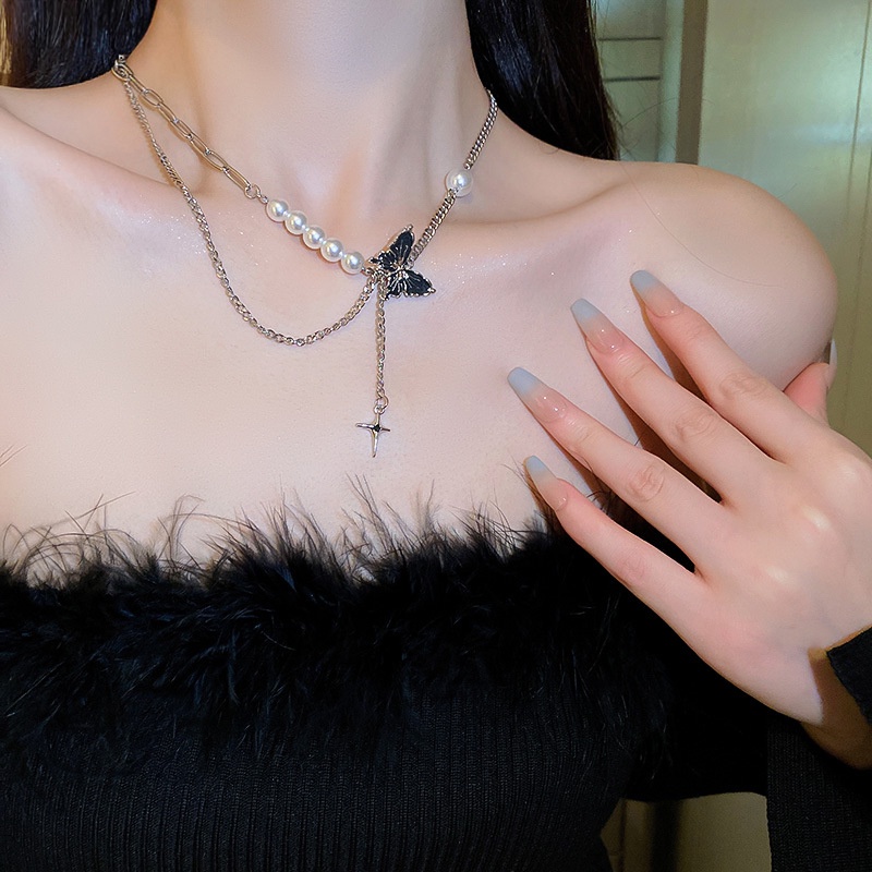 Vòng cổ Hình Bướm Đính Ngọc Trai Thời Trang Cho Nữ