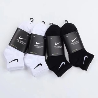 Vớ Tất Thể Thao Nike Drifit