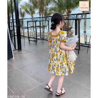 ĐẦM NƠ HOA VÀNG