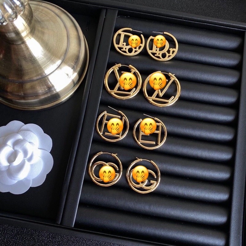 bông tai khoen tròn thương hiệu