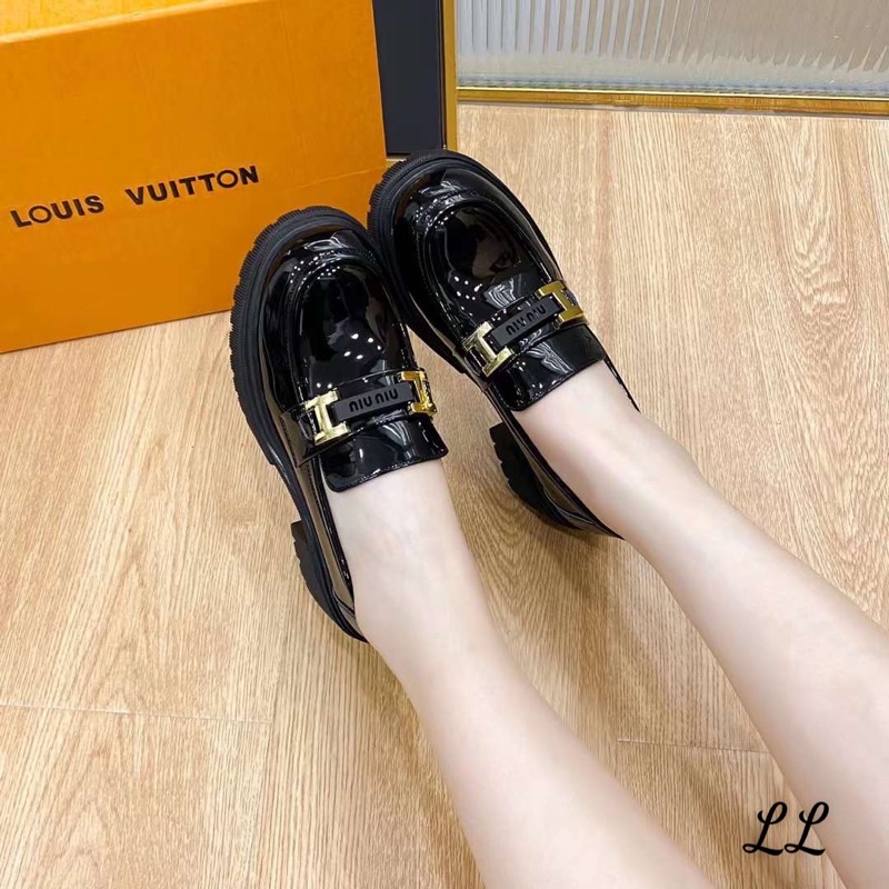 (2022) giày loafer miu miu khoá đồng da bóng thời trang fullbox