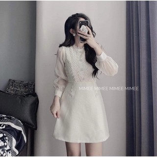 Đầm trắng cổ tròn viền ren hoa
