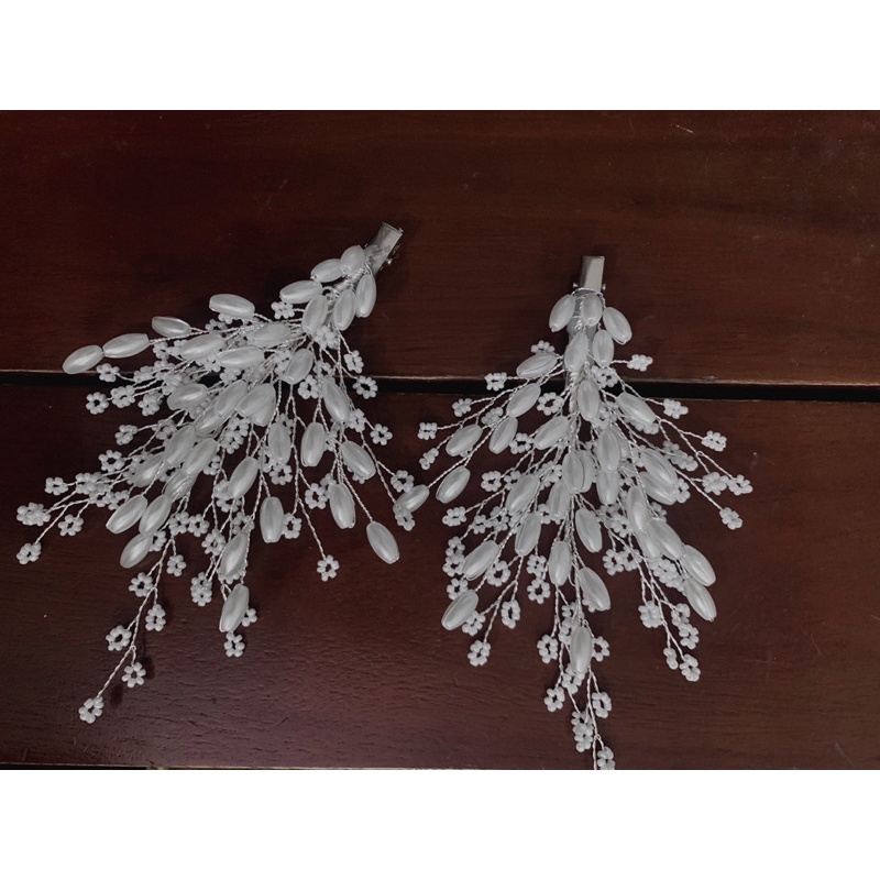 Các mẫu cài tóc cô dâu