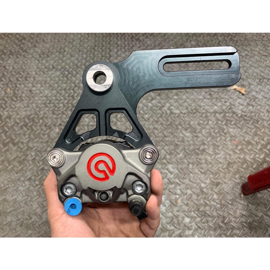 Heo Brembo logo đỏ 2 piss đối sứng (hàng real)