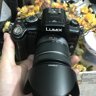 Hình ảnh Máy ảnh Panasonic Lumix GH2 kèm ống 14-42 màn hình xoay lật