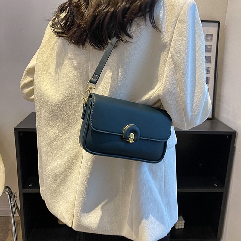 Túi Đeo Chéo Hình Vuông Nhỏ Màu Đen Thiết Kế Đơn Giản Thời Trang Cao Cấp Cho Nữ