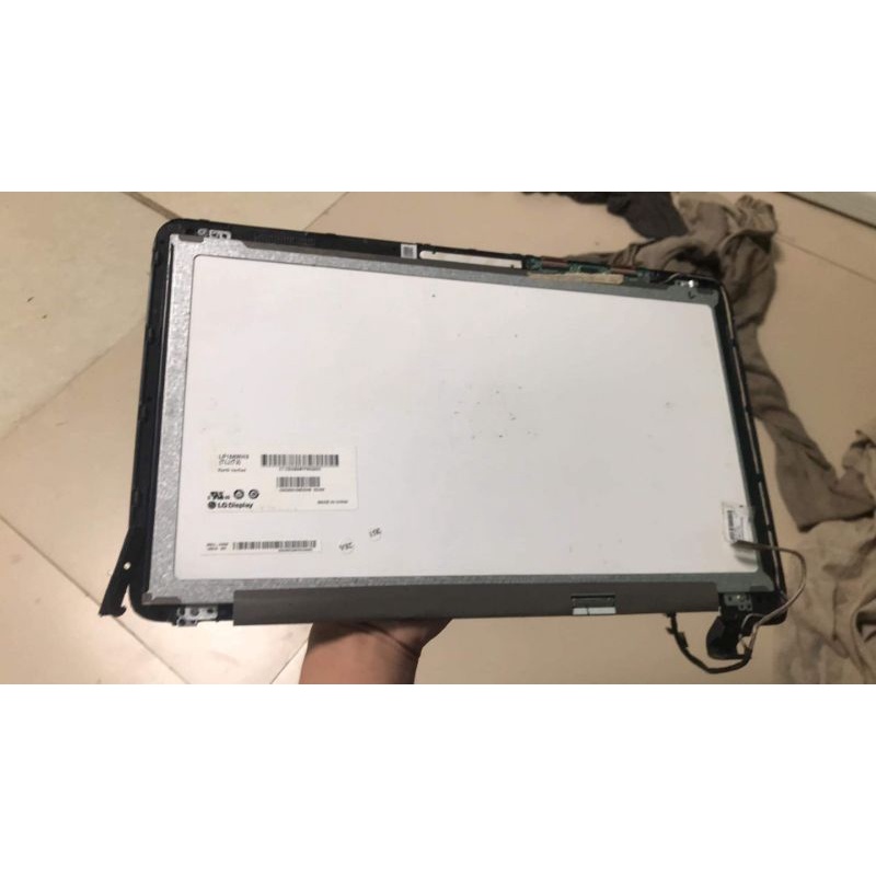 màn laptop i7 đóng