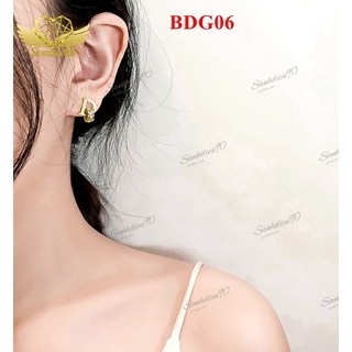 Bông Tai Khoen Lồng Chữ D