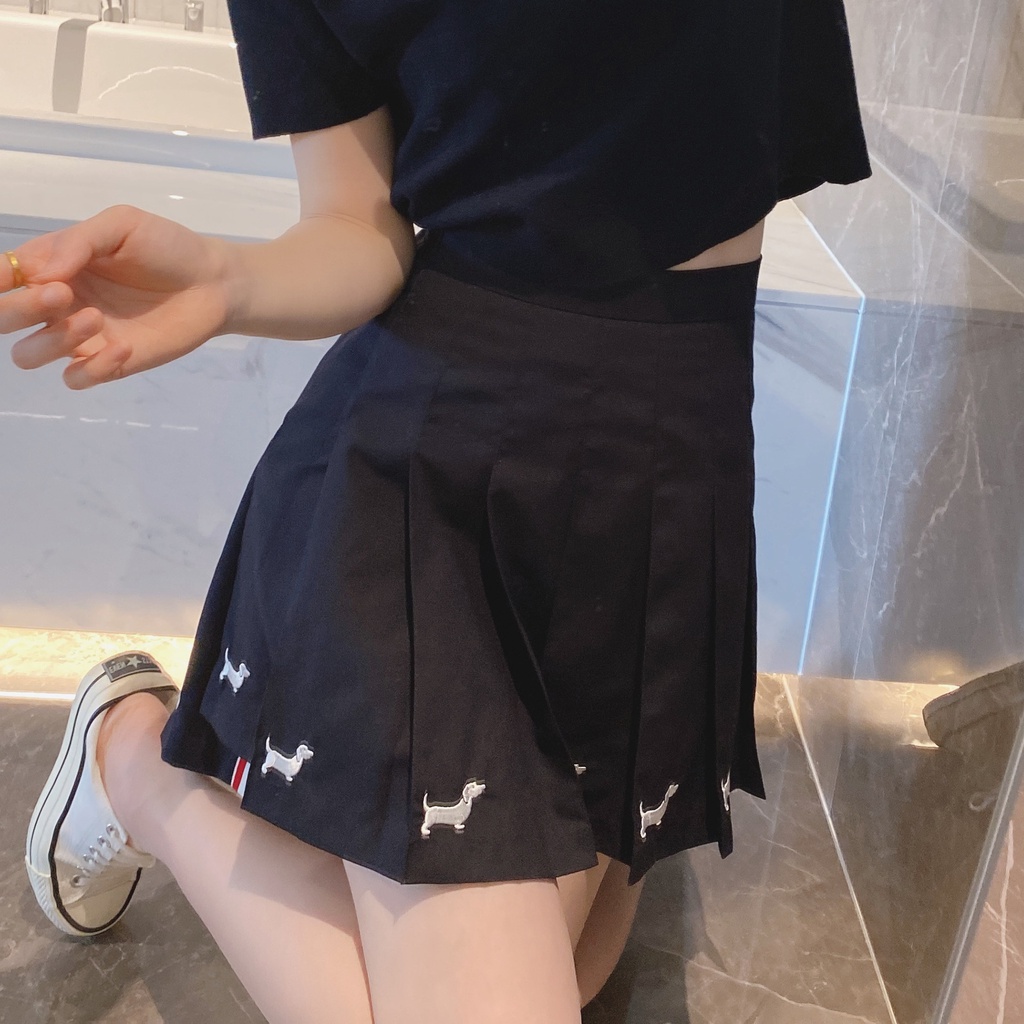 Thom Browne hem embroidered puppy front short back long pleated skirt women's skirt skirt spring and autumn summer high waist skirt A- Line skirt 1KLE