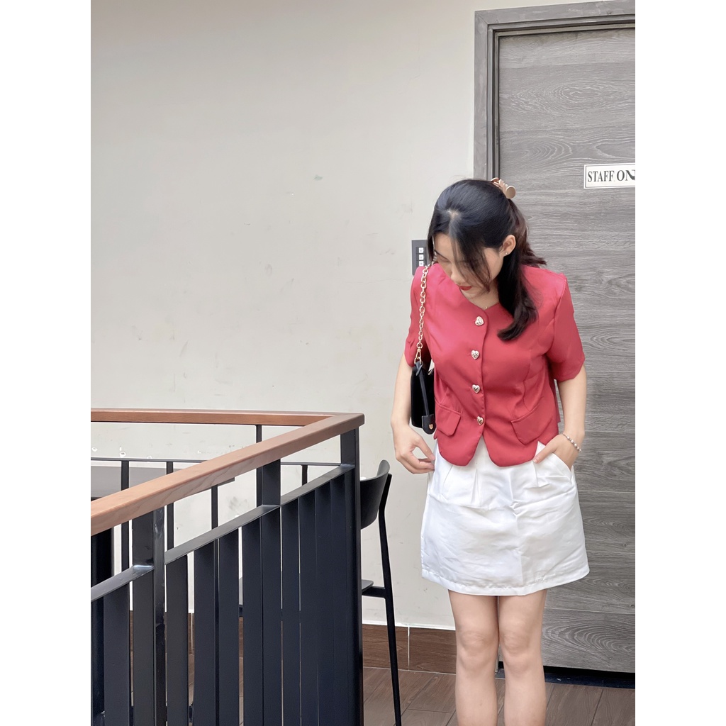(HÀNG SẴN) Áo sơmi dáng croptop tay lở - Áo Khoác phối nút đồng &amp; túi giả xinh xắn mặc được nhiều kiểu