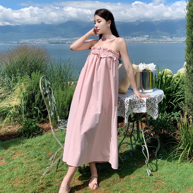Đầm Hai Dây Dáng Suông Cổ Yếm Sang Trọng