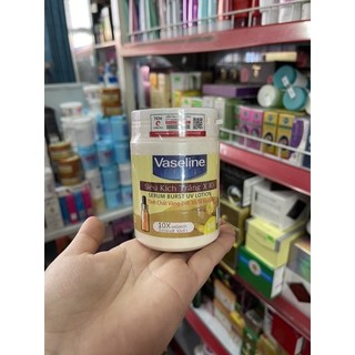 Kem siêu kích trắng vaseline x10 200g