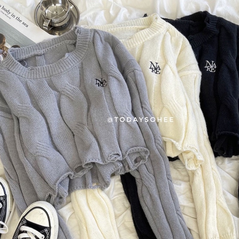 Croptop len thêu logo