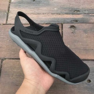 Giày dép crocs chuẩn xịn, chống hôi chân, đế nhựa, bề mặt vải lưới, swiftwater wave mush slip on màu đen