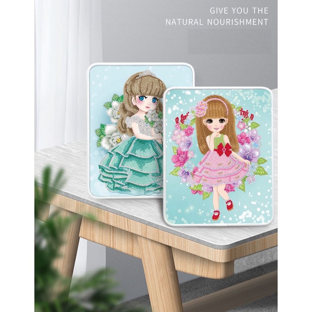 Tranh Đính Đá Công Chúa Kèm Khung Hàng Đẹp